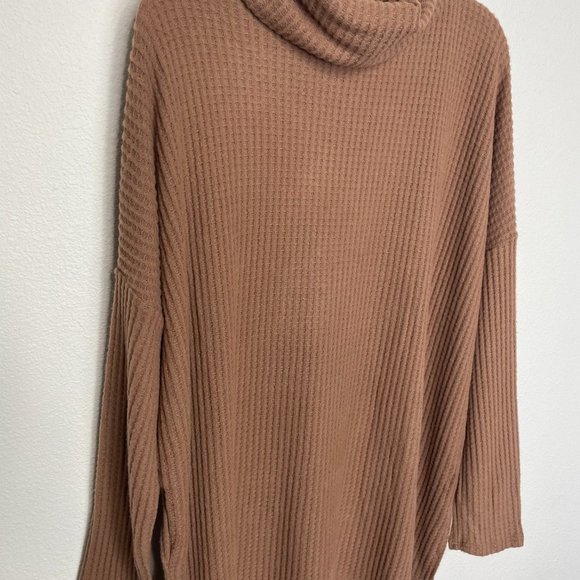 Zenana Thermal Waffle Knit Cowl Neck Hi-Low Tunic Oversized Sweater Cocoa Rayon - Picture 5 of 16